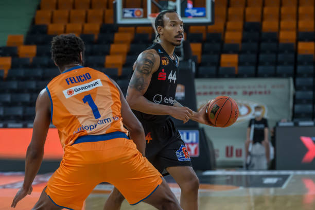 随着世界乒 随着世界乒